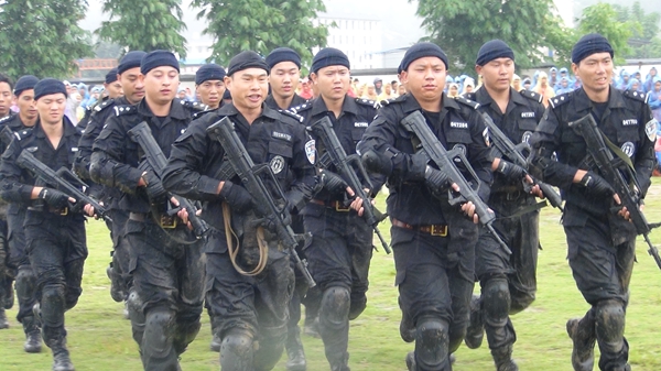 2_副本.jpg 2_副本.jpg