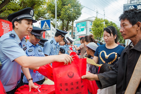 24_副本.jpg 24_副本.jpg