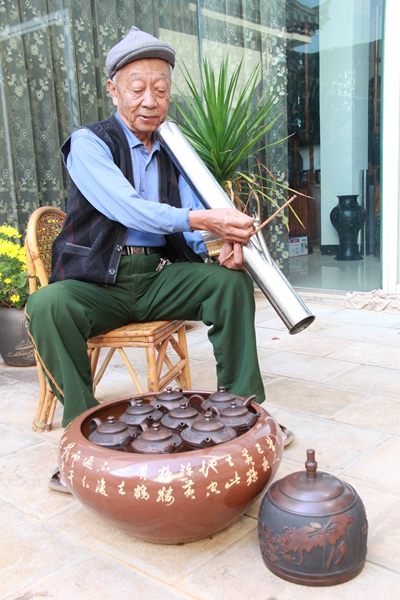 圖12:老有所為_副本.jpg 圖12:老有所為_副本.jpg