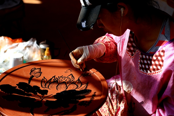 圖5:精雕細琢 (2)_副本.jpg 圖5:精雕細琢 (2)_副本.jpg