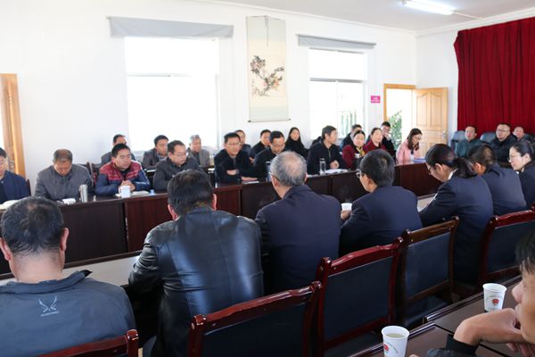 縣紀委干部職工與縣檢查院領導班子、轉隸人員座談交流_副本.jpg 縣紀委干部職工與縣檢查院領導班子、轉隸人員座談交流_副本.jpg