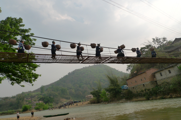 圖6：悠悠歲月（清水江上，一座吊橋訴說著壯鄉的變遷）.jpg