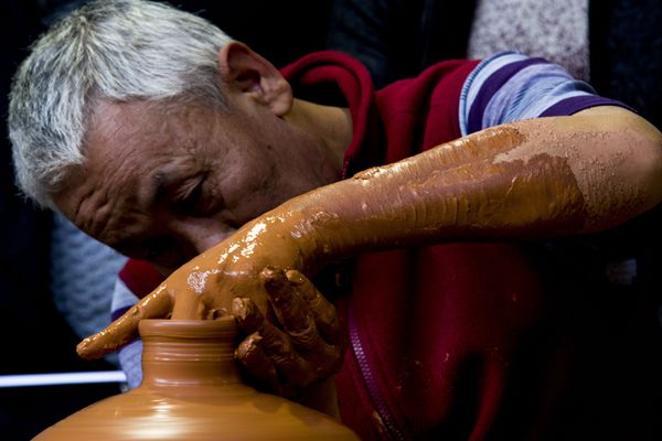 圖1:淬煉五色人生_副本.jpg 圖1:淬煉五色人生_副本.jpg