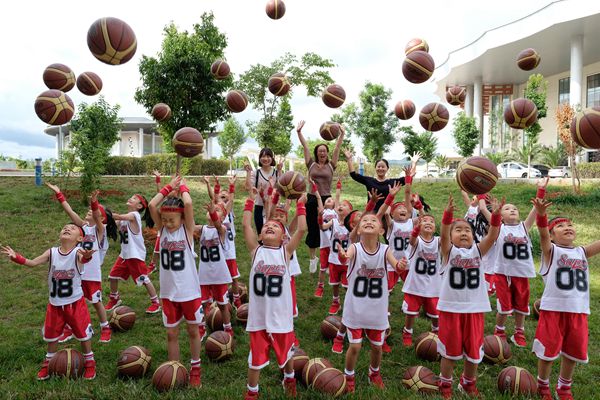 【紀檢人·鏡頭】陽光運動健康生活 + 楚雄市紀委_副本.jpg 【紀檢人·鏡頭】陽光運動健康生活 + 楚雄市紀委_副本.jpg