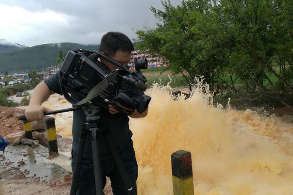 瀘西 (2)_副本.jpg 瀘西 (2)_副本.jpg