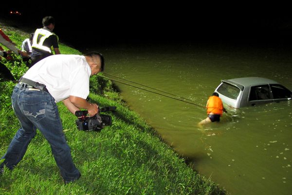 陸良_副本.jpg 陸良_副本.jpg