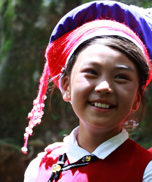 劍川東山白族少女服飾_副本.jpg