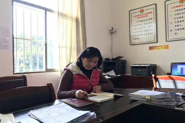 學習脫貧攻堅相關知識_副本.jpg 學習脫貧攻堅相關知識_副本.jpg