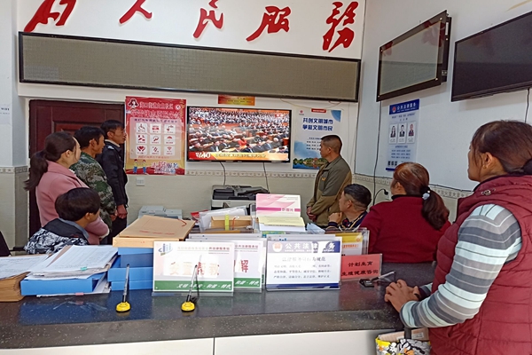 昆明西山.jpg 昆明西山.jpg