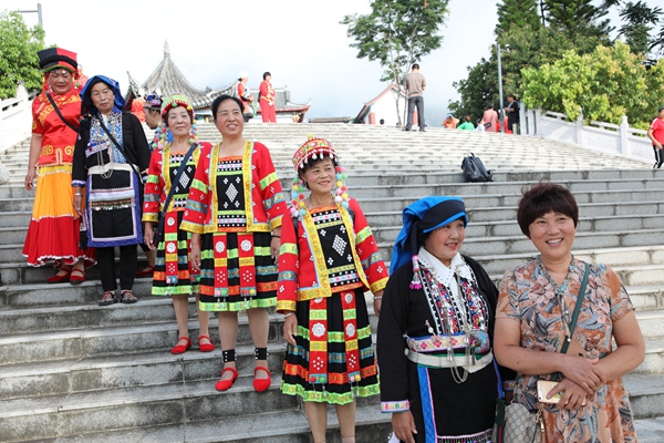 圖二.jpg 圖二.jpg