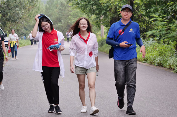 千人徒步挑戰(zhàn)賽（李燦美 攝）_副本.jpg