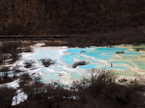 大理  一水護田將綠繞，兩山排闥送青來。（周江華 攝）.jpg