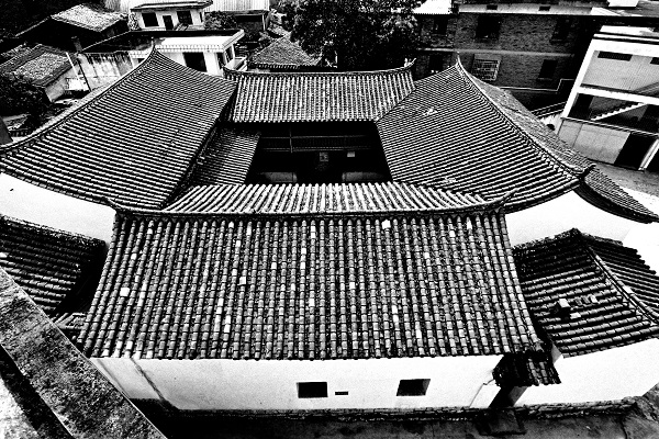 1瀘西.jpg 1瀘西.jpg